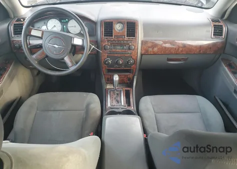 2005 Chrysler 300 from USA, damaged, VIN 2C3JA43R45H507171